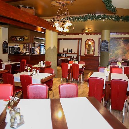 Hotel Silva Vatra Dornei Esterno foto