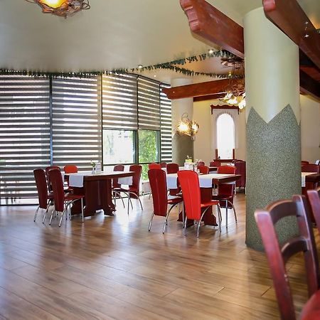 Hotel Silva Vatra Dornei Esterno foto