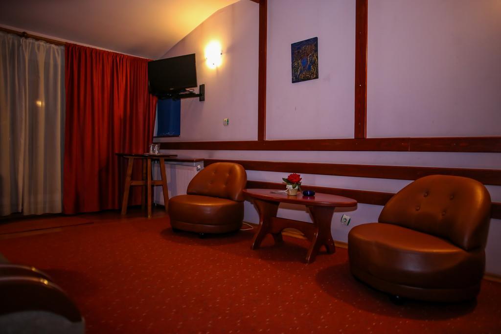 Hotel Silva Vatra Dornei Esterno foto