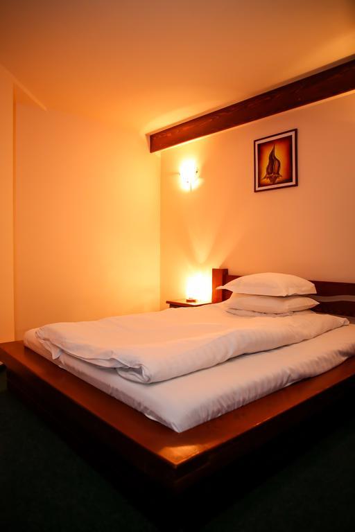 Hotel Silva Vatra Dornei Esterno foto