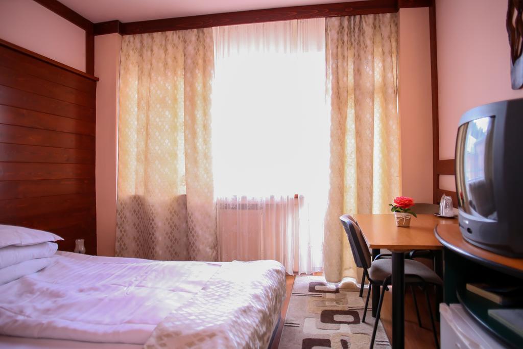 Hotel Silva Vatra Dornei Esterno foto